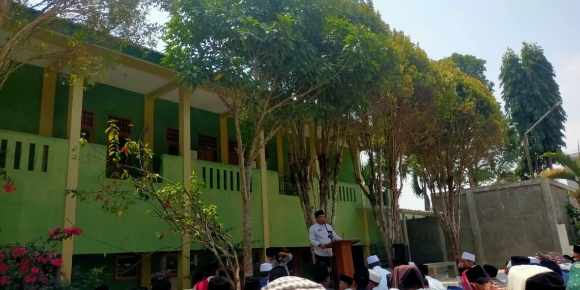 Kepala KUA Cimanggu Pimpin Salat Istisqa, Ajak Masyarakat Bermunajat di Tengah Kemarau