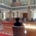 Penyuluh KUA Sukalarang Sampaikan Keutamaan Salat Tasbih dalam Pengajian Binaan
