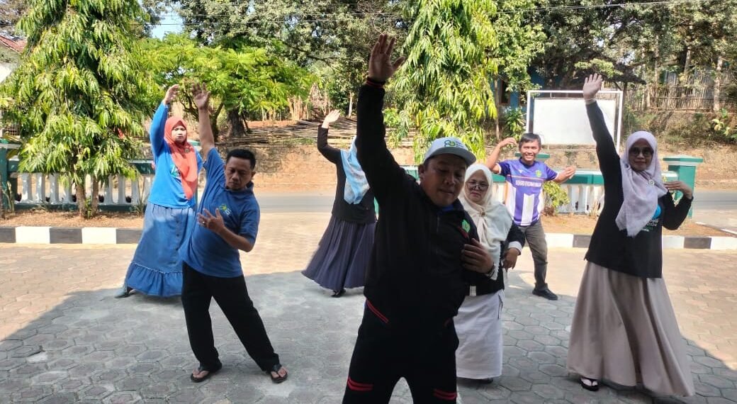KUA Ciracap Jaga Kebugaran Pegawai melalui SKJ dalam GEMAH ASRI