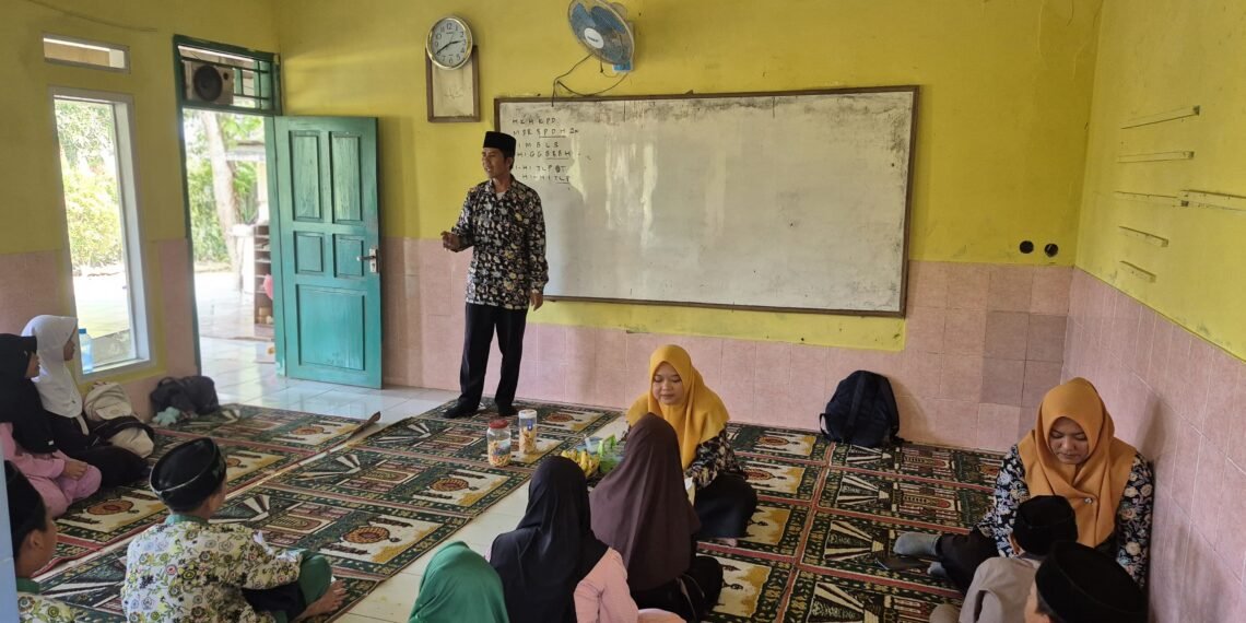 Penyuluh KUA Cibitung Perkuat Pembinaan BTQ melalui Silaturahmi ke MDTU Miftahul Ma’rifah