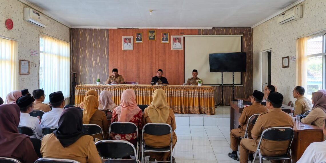Penyuluh KUA Cibitung Ikuti Pengajian Aparatur, Perkuat Muhasabah dan Integritas
