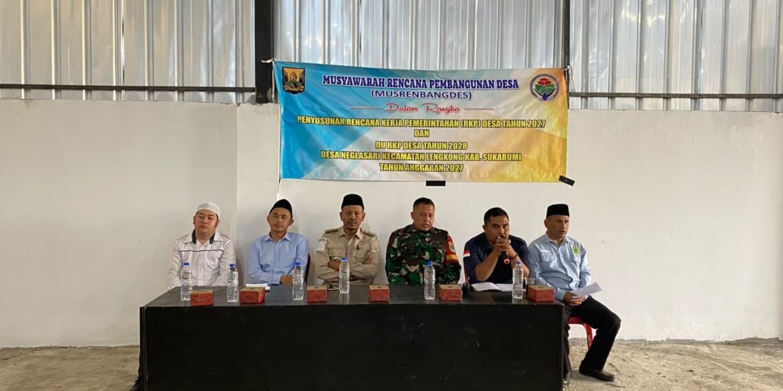 Penghulu KUA Lengkong Hadiri Musrenbangdes Neglasari dan Pimpin Pembacaan Doa