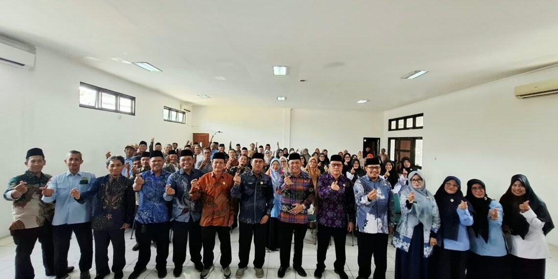 Kepala Kemenag Kabupaten Sukabumi Tekankan Keteladanan dan Tanggung Jawab Guru ASN di Madrasah Swasta