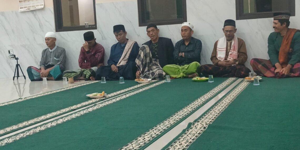 Penyuluh KUA Lengkong Hadiri Bimluh di MT Birrul Walidain, Perkuat Silaturahmi dan Persaudaraan