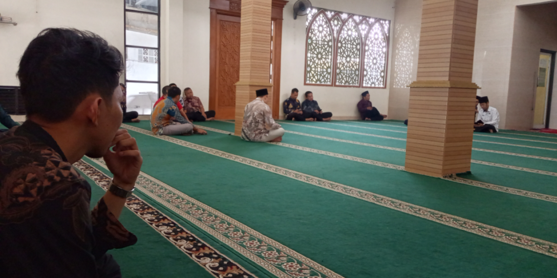 Gema Selawat Kebangsaan Hari Ketiga, Kemenag Kabupaten Sukabumi Berselawat Bersama di Masjid An-Nur