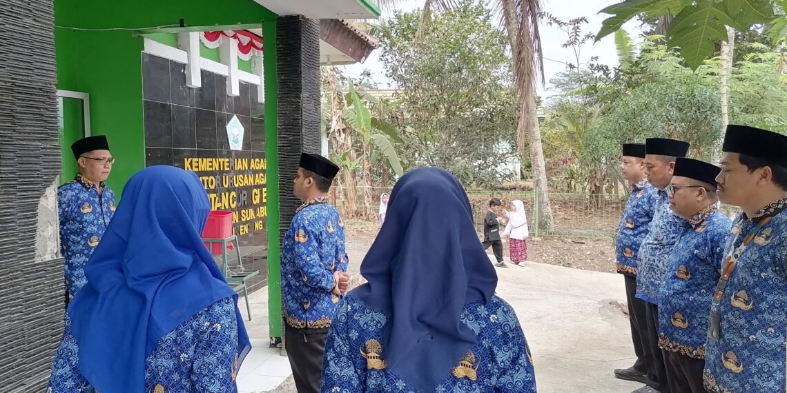 Hari Kesaktian Pancasila, KUA Curugkembar Perkuat Integritas dan Semangat Pengabdian