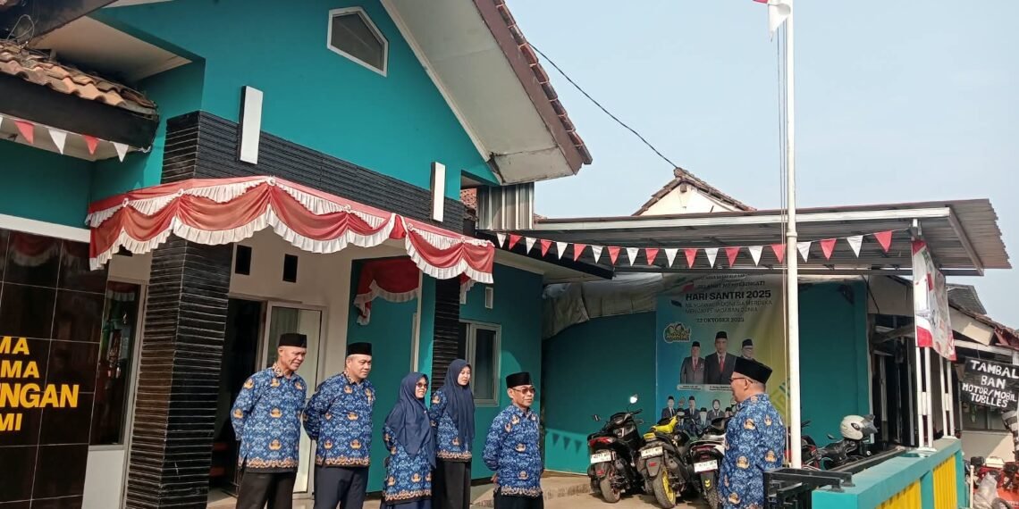 Peringati Hari Kesaktian Pancasila, KUA Kabandungan Panjatkan Doa untuk Para Pahlawan
