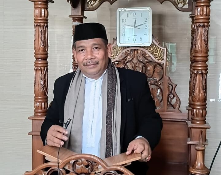Penyuluh KUA Kadudampit Ajak Jamaah Memahami Lima Ciri Orang Bertakwa