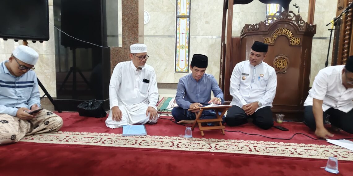 Kepala dan Penyuluh KUA Sagaranten Hadiri Musyawarah Pemilihan DKM Masjid Besar Al-Hidayah