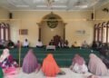 Perkuat Pemahaman Keagamaan, Penyuluh KUA Cikakak Bahas Pentingnya Ilmu di Majelis Taklim Bahrul Falah