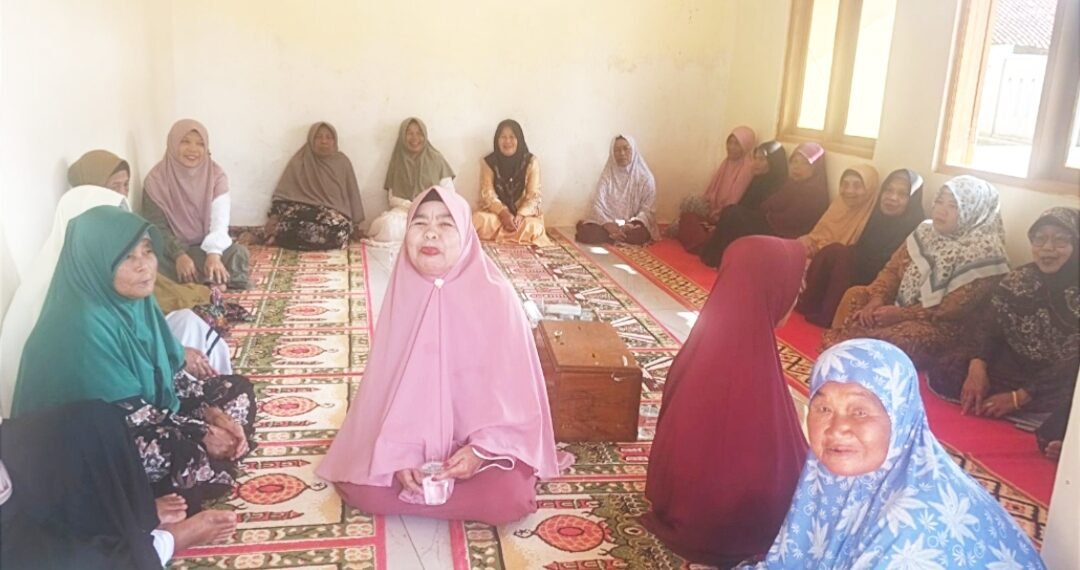 Penyuluh KUA Lengkong Bahas Zakat, Infak, dan Sedekah di Majelis Taklim Aku Fatihah