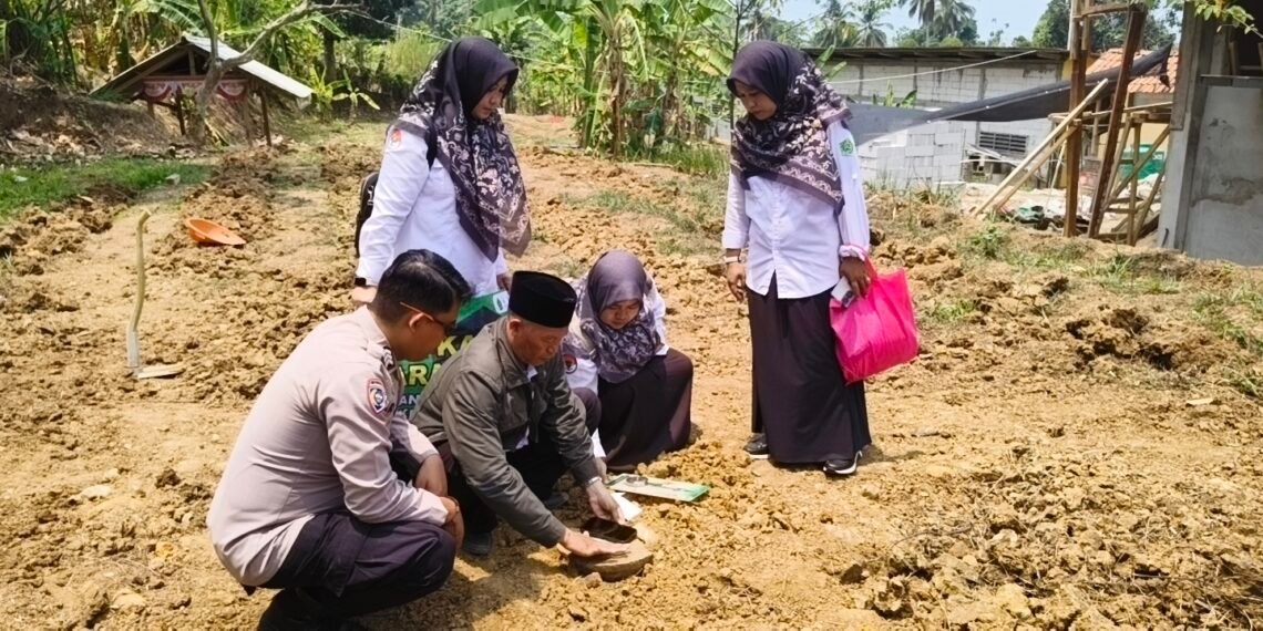 KUA Cisolok Perkuat Edukasi Remaja melalui Koordinasi Pelaksanaan BRUS di SMK Bhayangkara