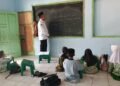 Penyuluh KUA Jampangkulon Dampingi Santri Madrasah Diniyyah Nurul Iman Perkuat Pemahaman Keagamaan