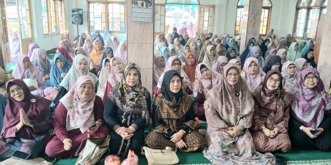 Peringati Maulid Nabi, Penyuluh KUA Cicurug Bahas Konsep Dasar Pensiun Bersama PWRI