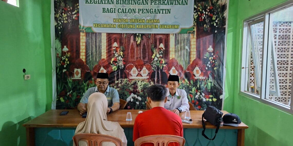 Perkuat Ketahanan Keluarga, KUA Cibitung Bekali Calon Pengantin melalui Bimwin