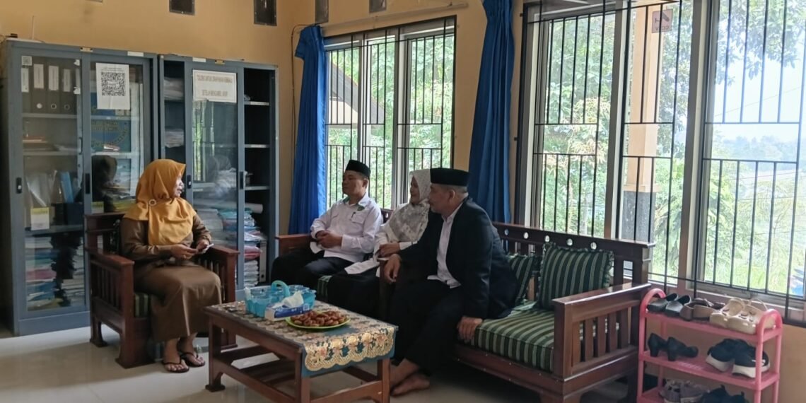 Perkuat Sinergi Pencegahan Stunting, KUA Kadudampit Kolaborasi dengan UPT Dalduk