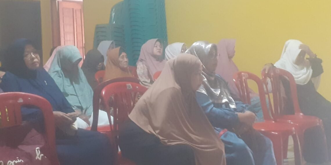 Penyuluh KUA Jampangkulon Berikan Pembinaan Keagamaan kepada Masyarakat Desa Mekarjaya