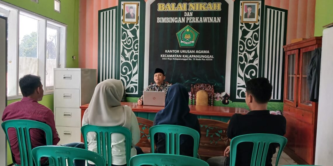 Bimwin Mandiri KUA Kalapanunggal Bekali Calon Pengantin Hadapi Kehidupan Rumah Tangga