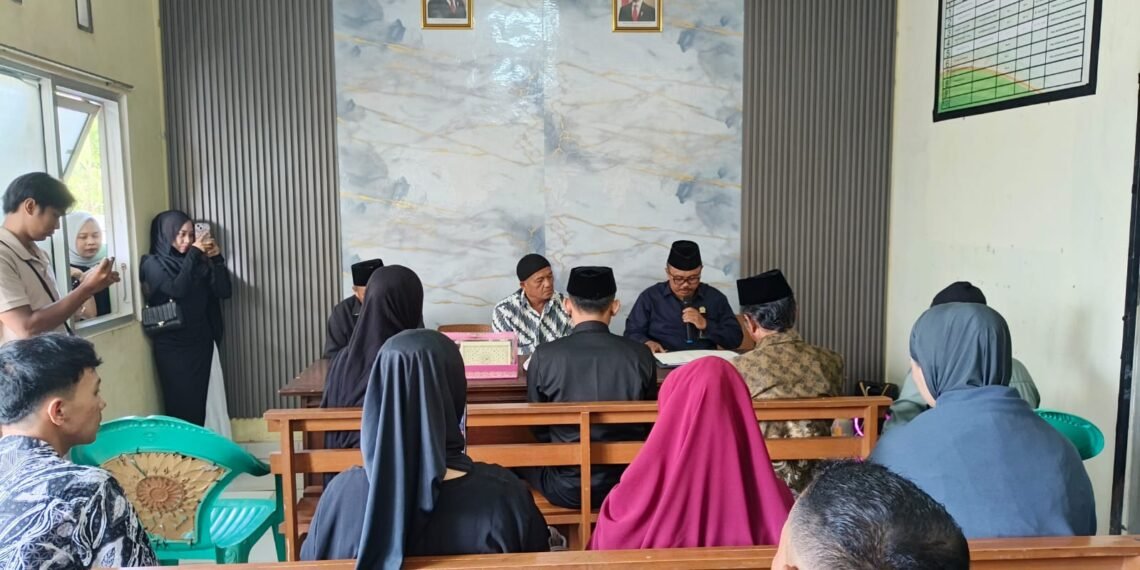 Penghulu KUA Ciambar Layani Pelaksanaan Pernikahan di KUA