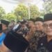 Kepala KUA Cibitung Dukung Gerakan SAWAHON, Satu Pegawai Satu Pohon