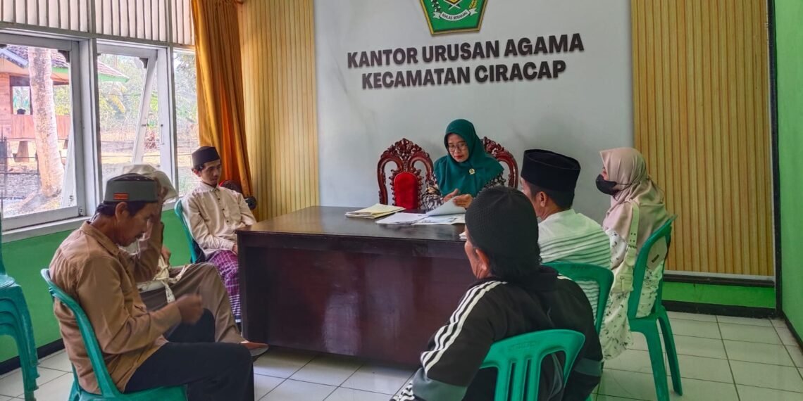 Penyuluh KUA Ciracap Perkuat Pendampingan Administrasi Peserta Bimwin