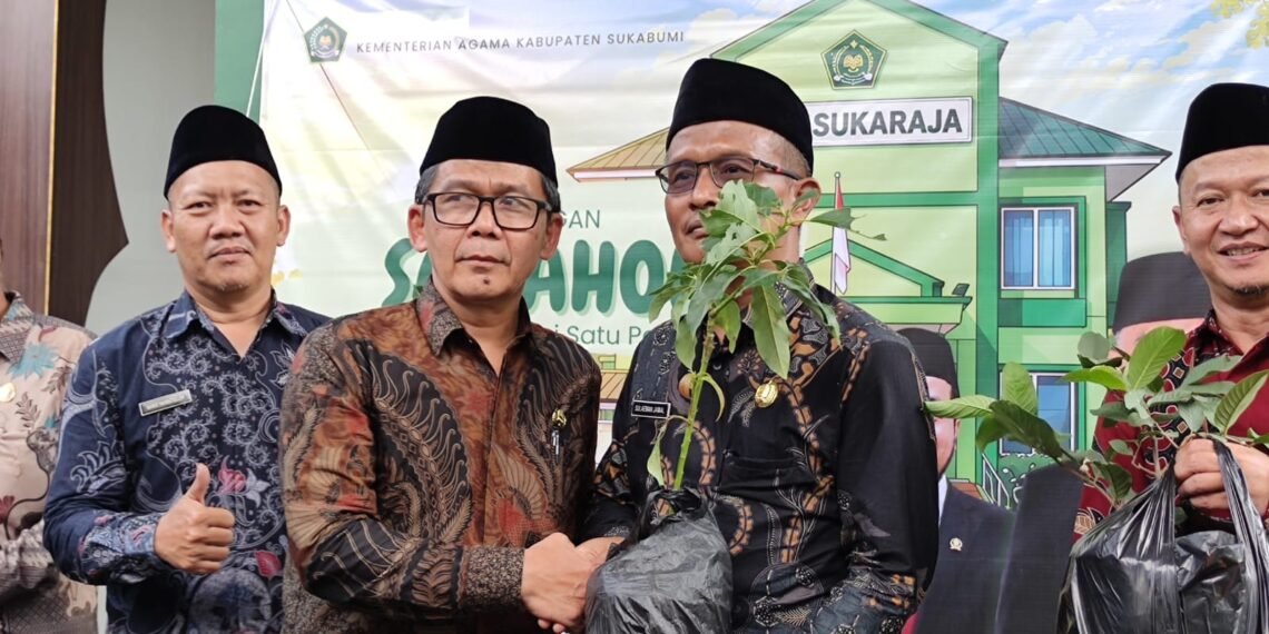 IPARI Sukabumi Dukung Gerakan SAWAHON, Wujudkan Ekoteologi melalui Gerakan Satu Pegawai Satu Pohon