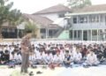 Penyuluh KUA Lengkong Isi Kultum Usai Salat Duha di SMAN 1 Lengkong