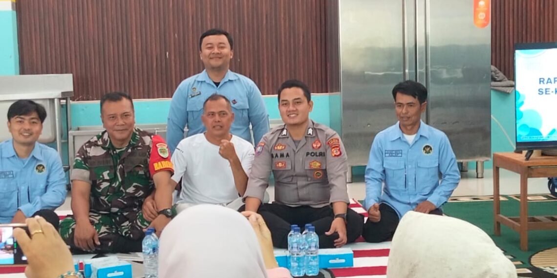 Penyuluh Agama Islam KUA Cibitung Hadiri Rapat Koordinasi SPPG Se-Kecamatan