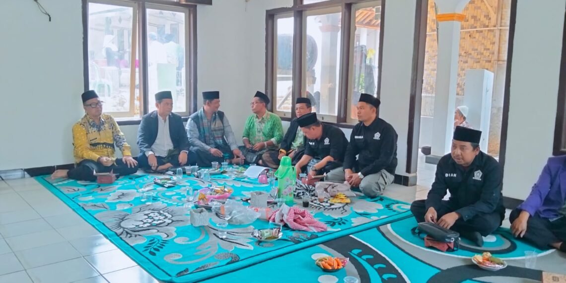 Penyuluh KUA Cikembar Hadiri Sahriyahan MUI di Desa Sukamaju