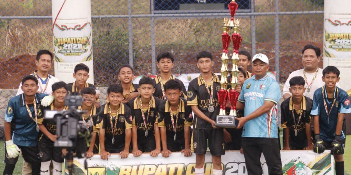 MTsN 1 Sukabumi Raih Juara 2 Bupati Cup 2026 Season III Assalam Tournament Mini Soccer