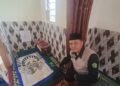 Penyuluh KUA Cisaat Lakukan Kalibrasi Arah Kiblat Mushola Nurul Iman