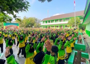 MIN 2 Sukabumi Biasakan Pola Hidup Sehat melalui Senam Bersama Setiap Sabtu