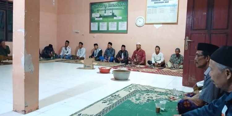 Pengajian Rutin MT Al Ihsan Ciemas Ajak Jamaah Perbanyak Selawat kepada Nabi