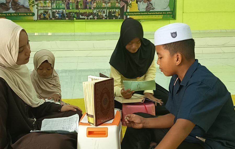 Uji Murajaah Santri Tahfidz Fathiyyah Zahra Cisaat, Jaga Ketepatan dan Kualitas Hafalan