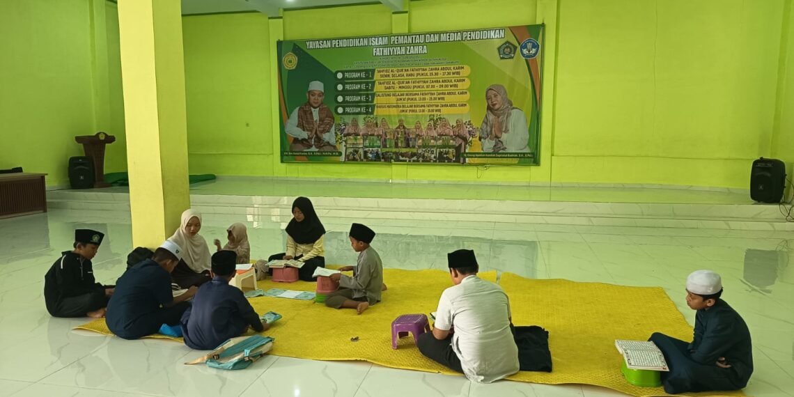 Santri Tahfidz Fathiyyah Zahra Konsisten Menghafal Al-Qur’an, Perkuat Fondasi Keagamaan