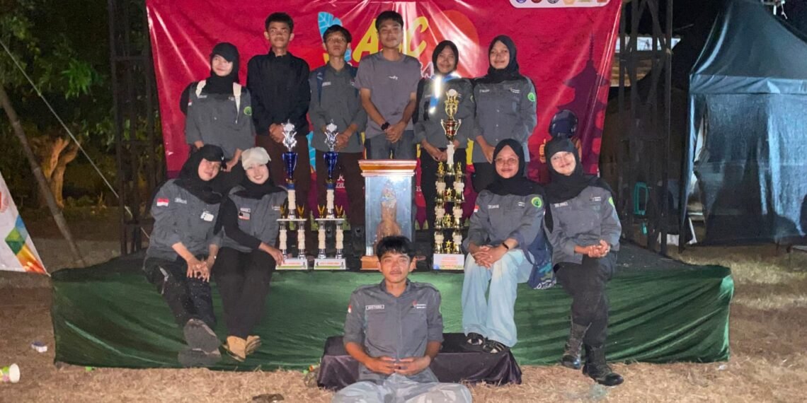 Pramuka Penegak MAN 3 Sukabumi Borong Prestasi pada ANGKASA III di Cibalimbing