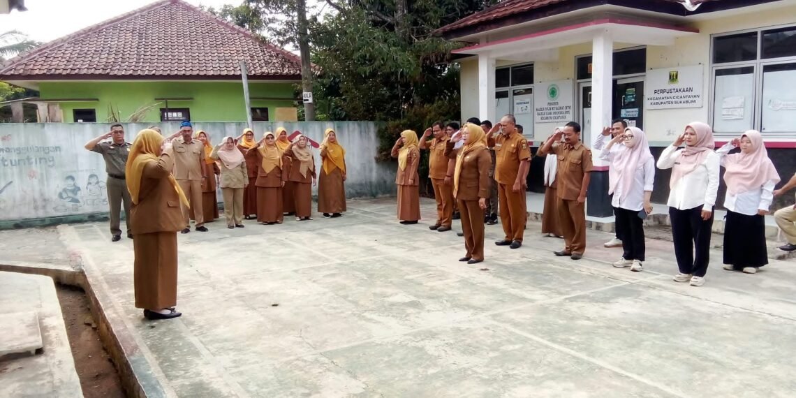 KUA Cicantayan Perkuat Sinergi Lintas Instansi melalui Apel Pagi Bersama ASN