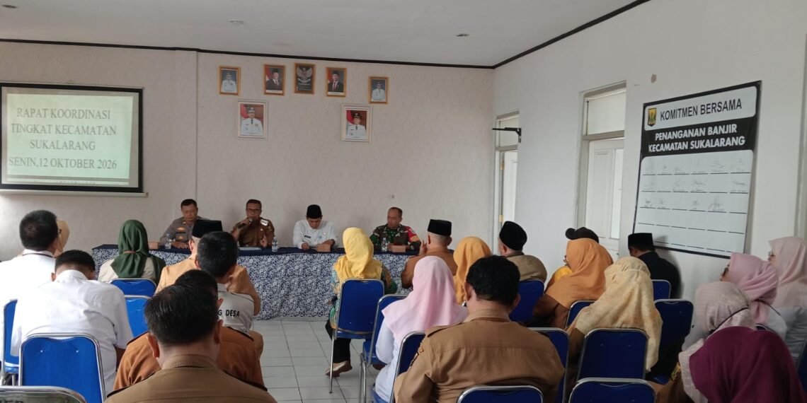 KUA Sukalarang Perkuat Sinergi Lintas Sektor dalam Rapat Koordinasi Kecamatan