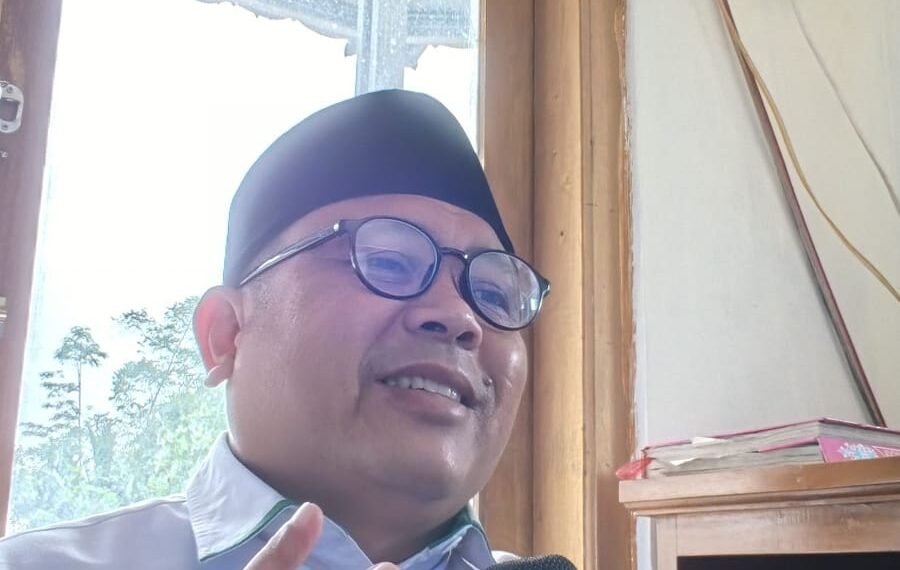 Penyuluh KUA Lengkong Ajak Jemaah Majelis Taklim Tingkatkan Ketaatan kepada Allah dan Rasul-Nya