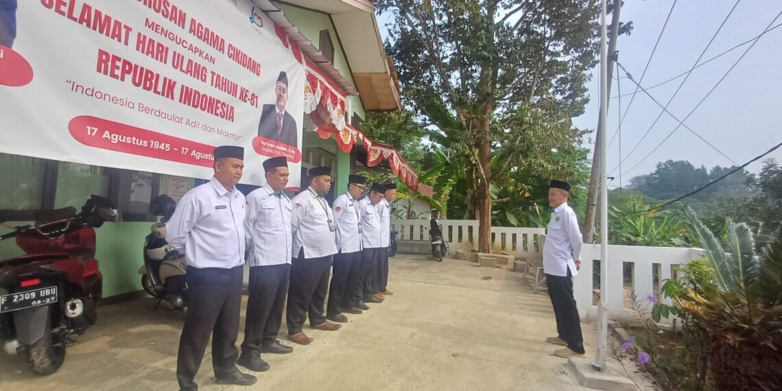 Apel Pagi KUA Cikidang, Kepala KUA Tekankan Disiplin dan Kualitas Pelayanan