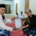 Perkuat Legalitas Majelis Taklim, Penyuluh KUA Ciracap Serahkan Sertifikat MT Nurul Huda
