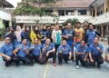 KUA Cisaat dan Guru SMK PGRI Cisaat Perkuat Sinergi melalui Pertandingan Bola Voli