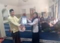 Penyuluh KUA Kabandungan Bina Jamaah Majelis Taklim Al-Hidayah sekaligus Serahkan SKT