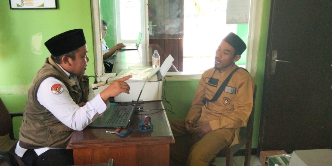 Penghulu KUA Ciracap Layani Konsultasi Administrasi Nikah Lintas Wilayah