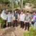 Dukung Ekoteologi, Kepala KUA Kalibunder Lakukan Kalibrasi Arah Kiblat dan Peletakan Batu Pertama Masjid As-Syamsu