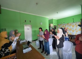 Metode Ice Breaking Bikin Bimwin di KUA Cicantayan Lebih Interaktif
