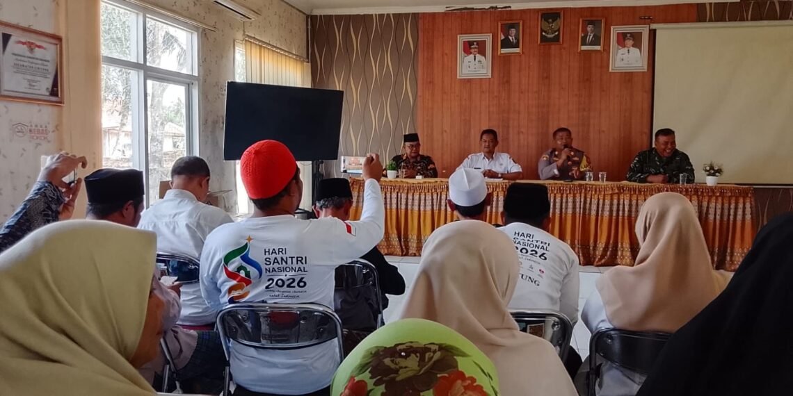 Kepala KUA Cibitung Bersama Forkopimcam Matangkan Persiapan Hari Santri Nasional 2026