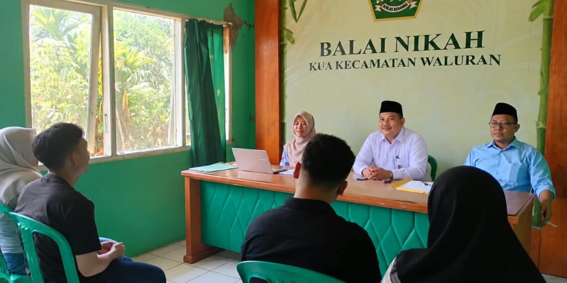 KUA Waluran Perkuat Kesiapan Calon Pengantin melalui Bimbingan Perkawinan Mandiri