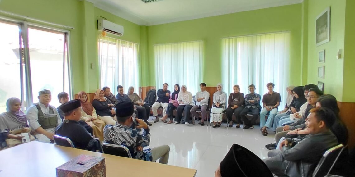 Menyiapkan Langkah Pertama Berkeluarga, 12 Pasang Catin Ikuti Bimwin KUA Sukaraja