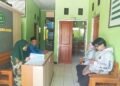Penghulu KUA Surade Tekankan Tertib Administrasi Nikah dan Ajak Catin Peduli Lingkungan